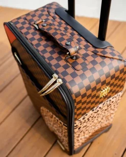 A.i.3 THE LEGACY JETSETTER CARRY-ON LUGGAGE