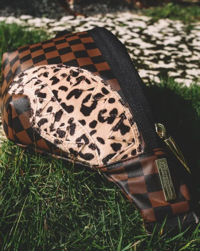 A.i.3 THE LEGACY SAVVY CROSSBODY