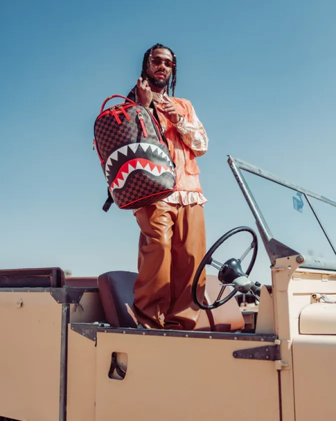 ALL OR NOTHING SHARKS IN PARIS BACKPACK (DLXV)