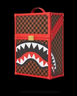 ALL OR NOTHING SHARKS IN PARIS CHATURANGA SHARK 1900 BACKPACK
