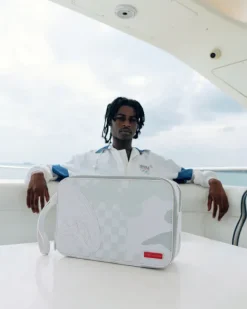 3AM LE BLANC TOILETRY BAG