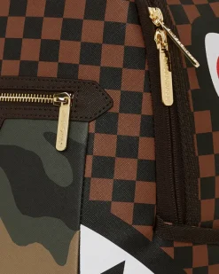 EXTERIOR GOLD ZIP POCKET SHARKS IN PARIS BACKPACK (DLXV)