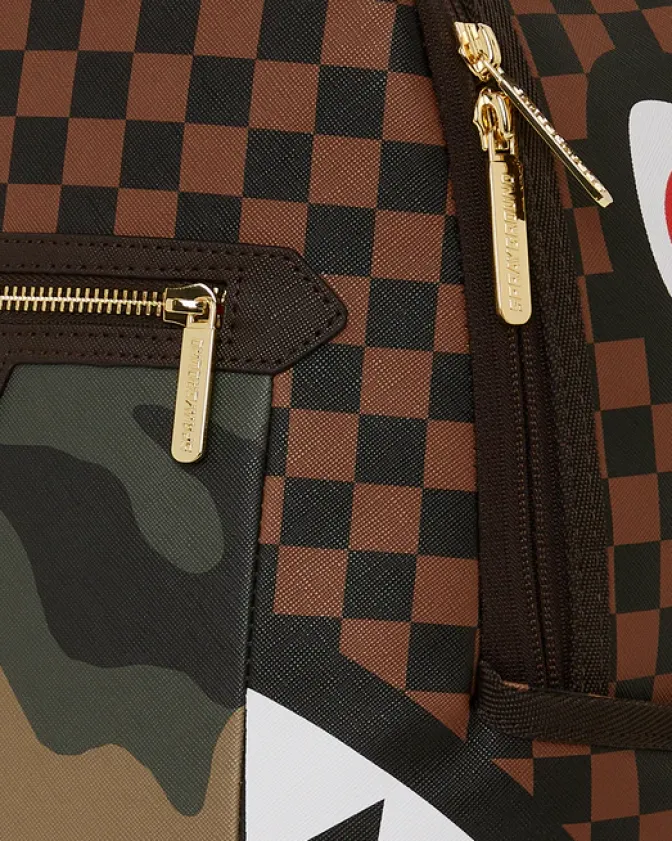 EXTERIOR GOLD ZIP POCKET SHARKS IN PARIS BACKPACK (DLXV)