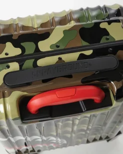 SHARKNAUTICS (CAMO) 21.5u201d CARRY-ON LUGGAGE