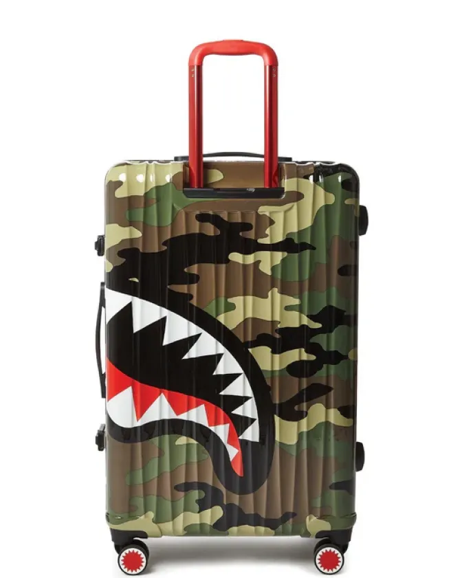 SHARKNAUTICS (CAMO) 29.5u201d FULL-SIZE LUGGAGE