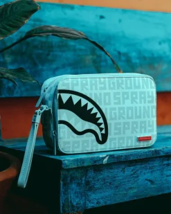 SPLIT THE CHECK (PEARL) TOILETRY BAG