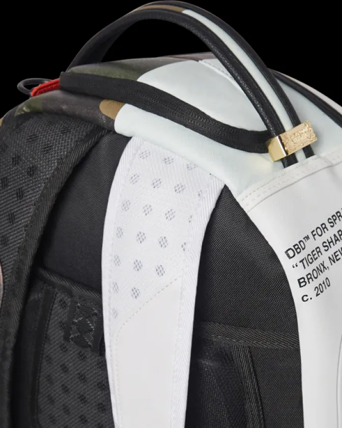 SPLIT WEIRD BACKPACK (DLXV)