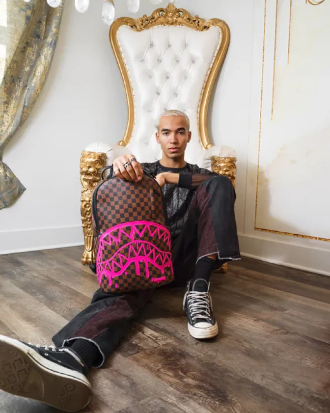 THE ARTISTS TOUCH BACKPACK (DLXV)