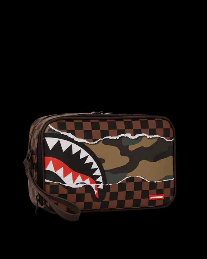 UNSTOPPABLE ENDEAVORS III TOILETRY BAG