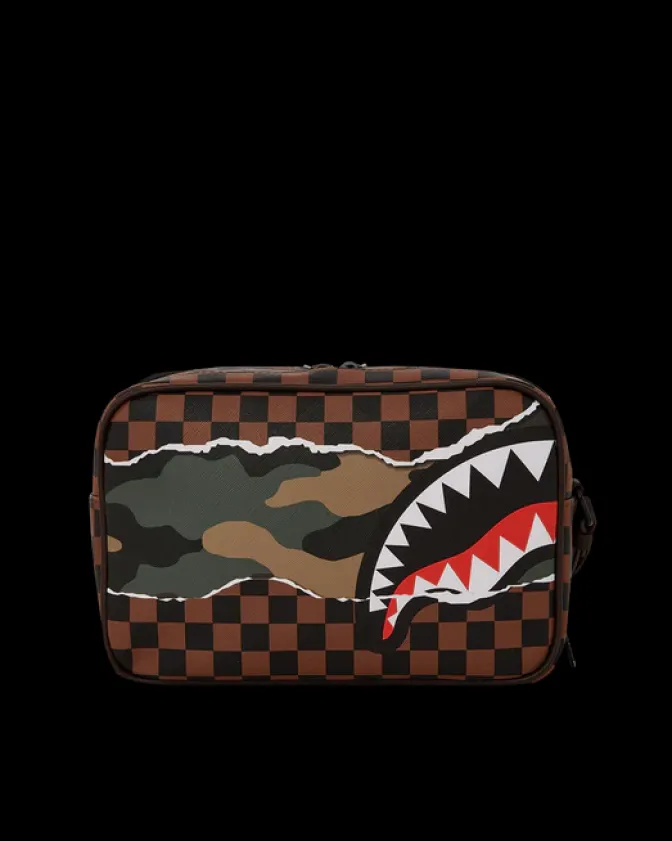 UNSTOPPABLE ENDEAVORS III TOILETRY BAG
